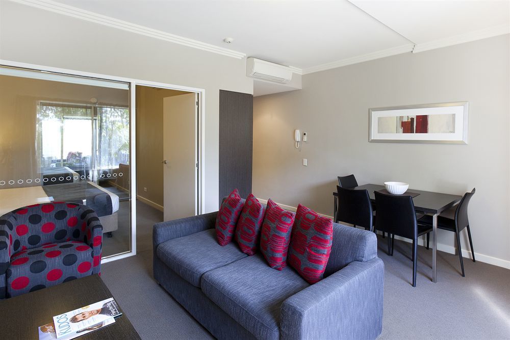 Quest Campbelltown Aparthotel Eksteriør bilde